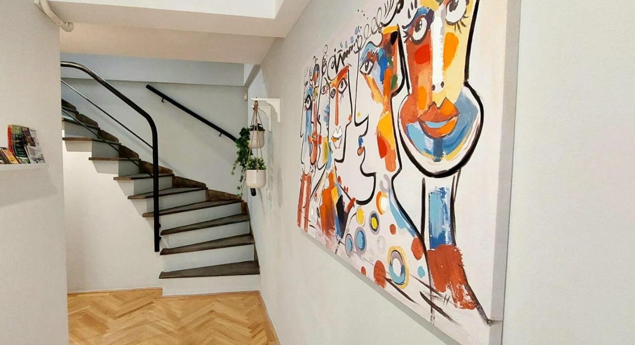 A+ Budapest Downtown Apartments Buitenkant foto